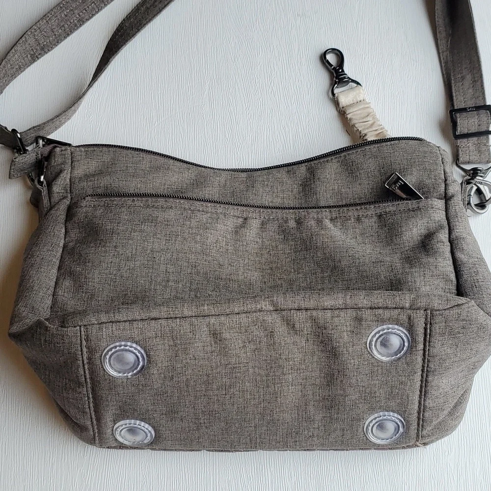 Lug Gray Heathered Slider Crossbody Purse - Picture 9 of 12